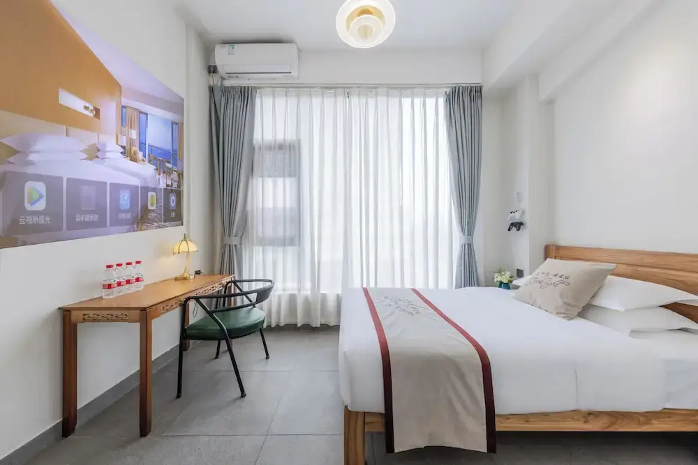 Stargazing Platform Inn （Shangxiajiu Pedestrian Street）