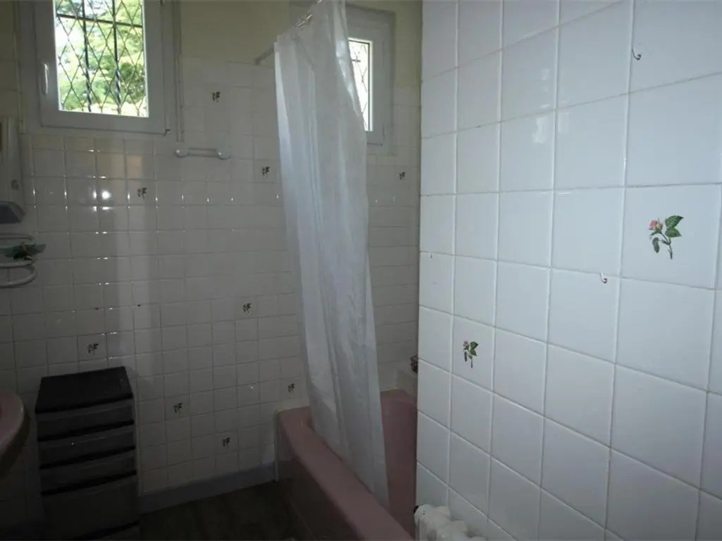 Appartement Bagnères-de-Luchon, 3 pièces, 6 personnes - FR-1-313-177