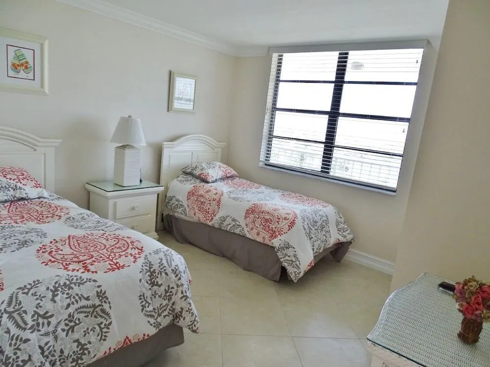 Seaview Condo #7255 2 Bedrooms 2 Bathrooms Condo