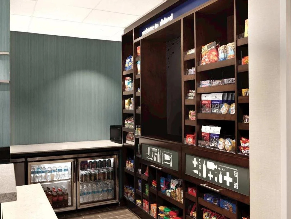 Hampton Inn & Suites - DeLand