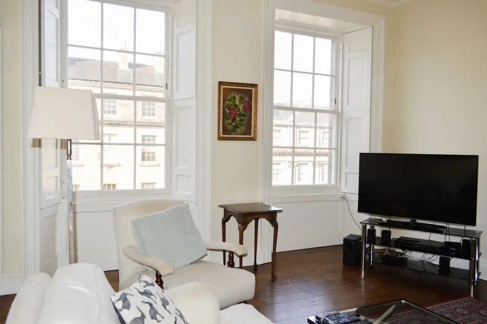 2 Bedroom Apartment in Edinburgh New Town