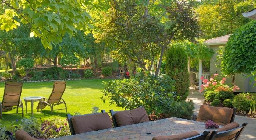 Serenata Guesthouse & Vineyard Retreat