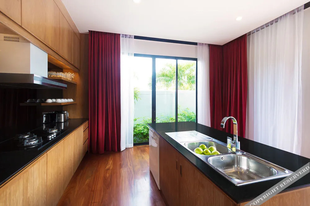 Baan Bua Lake Villa