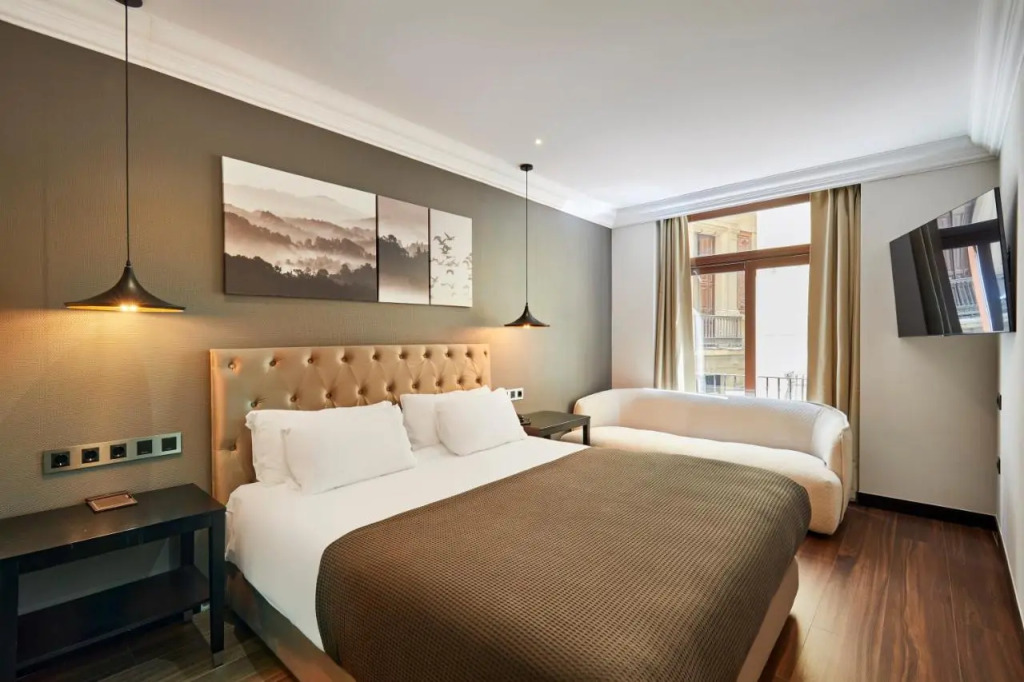 Hotel Cortes Rambla
