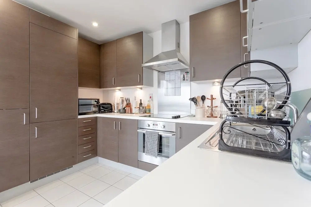 Modern 1 Bedroom Apartment With Stunning London Views