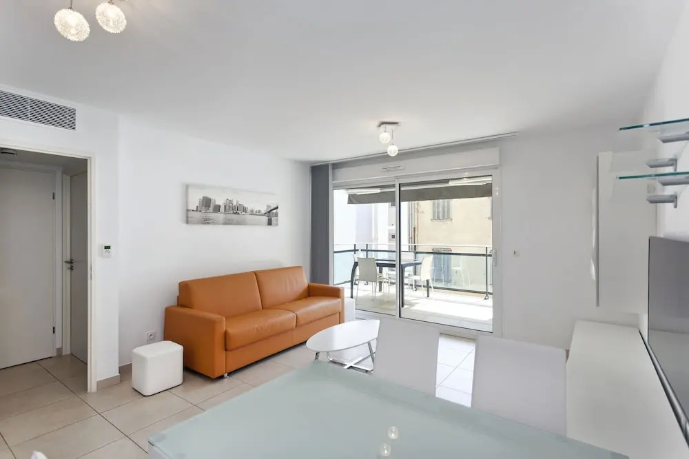 Authentic and modern apartment