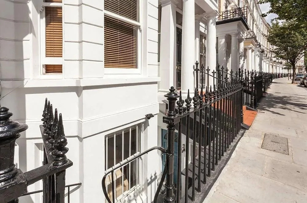37 Collingham Place
