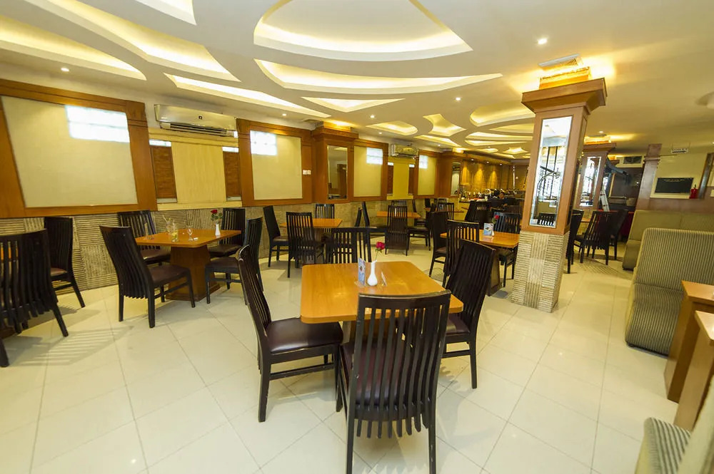 艾里班贾尔马辛杜卡双溪巴鲁阿梅德亚尼 44 号酒店(Airy Duta Sungai Baru Ahmad Yani 44 Banjarmasin)