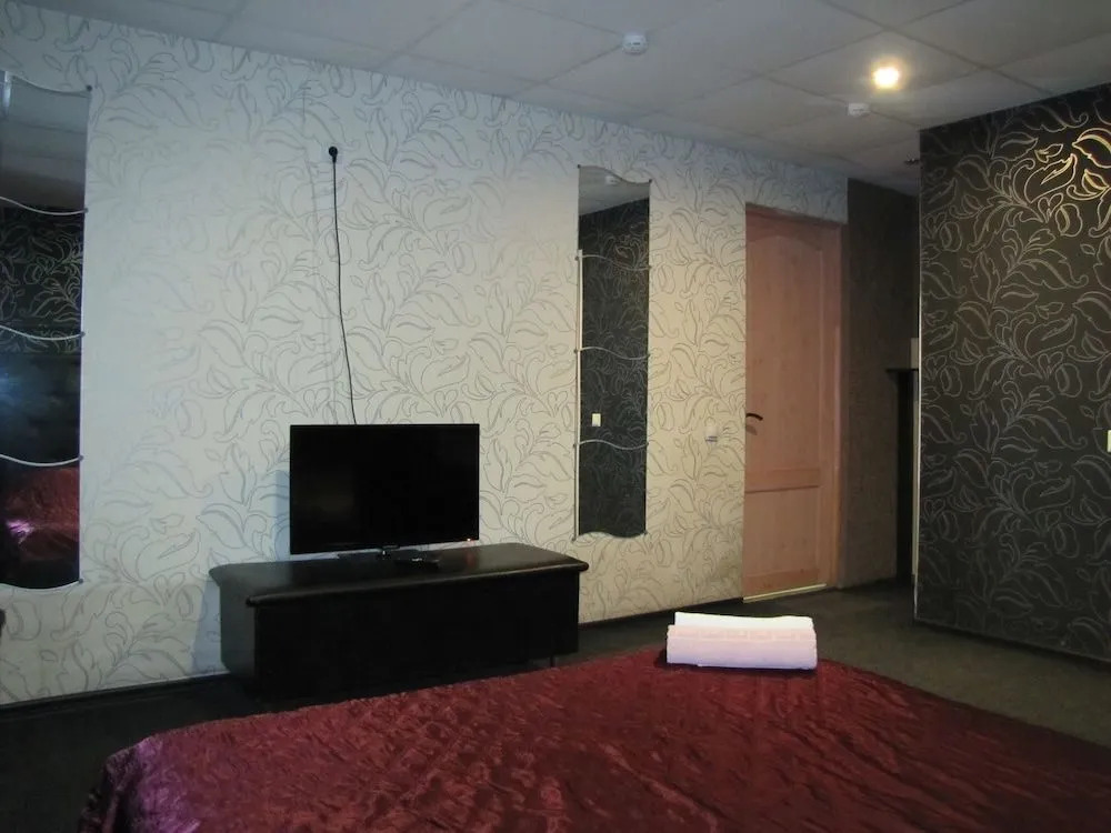 Hotel Revolutsii 28