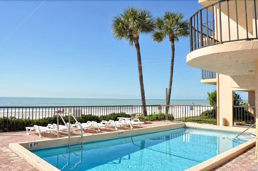 Trillium 1A South Corner/amazing Remodel/stunning View!