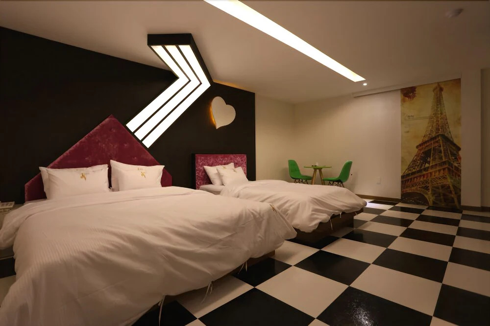Java Hotel