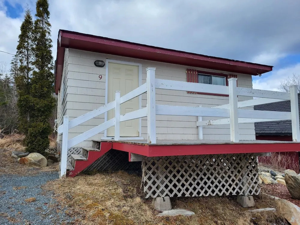 Jeddore Lodge