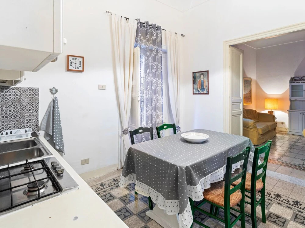 Cozy Holiday Home in Castellammare del Golfo near Sea