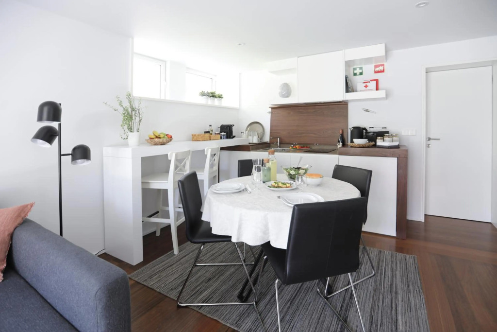 Santa Joana Apartment with garden and heated pool