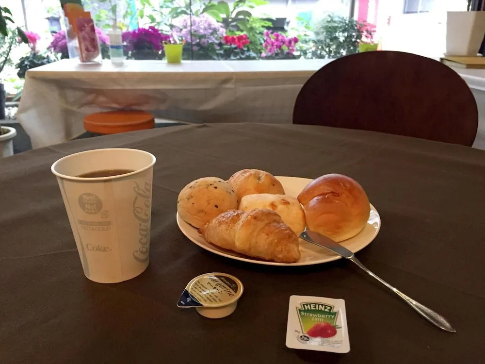E Hotel Warabi