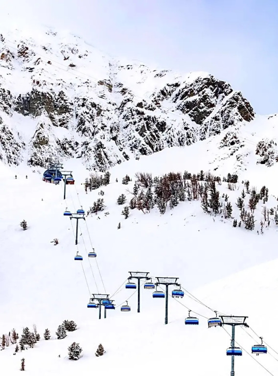 Summit Hotel at Big Sky Resort