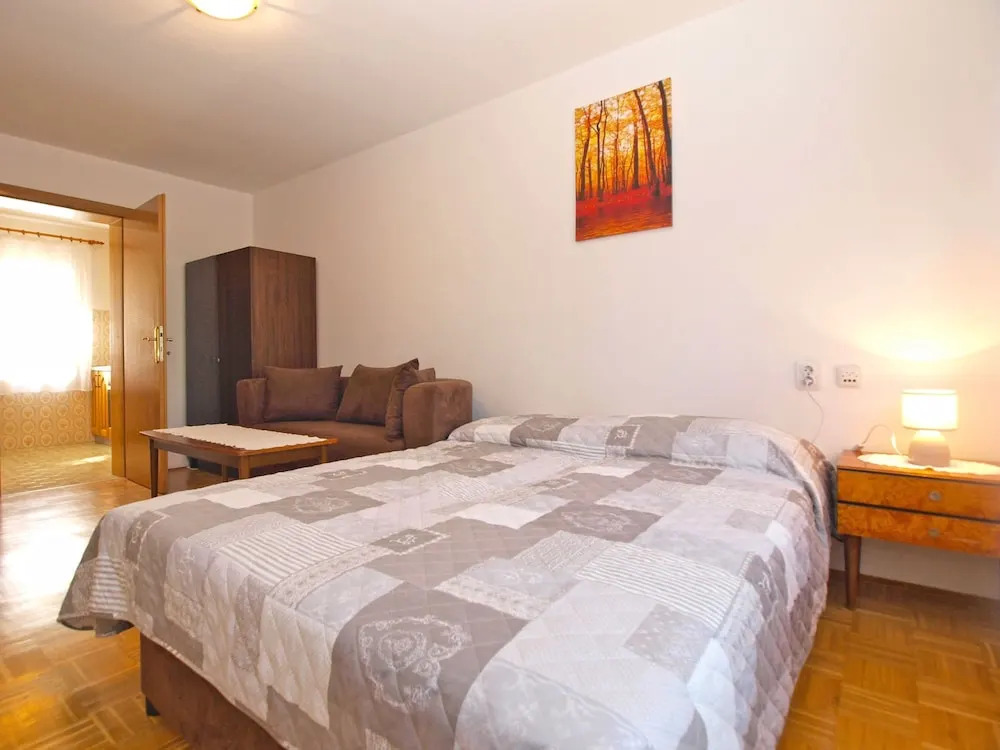 Apartment 1638