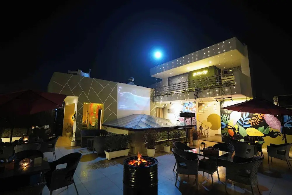 Haven Hotel Sector 31,Gurugram