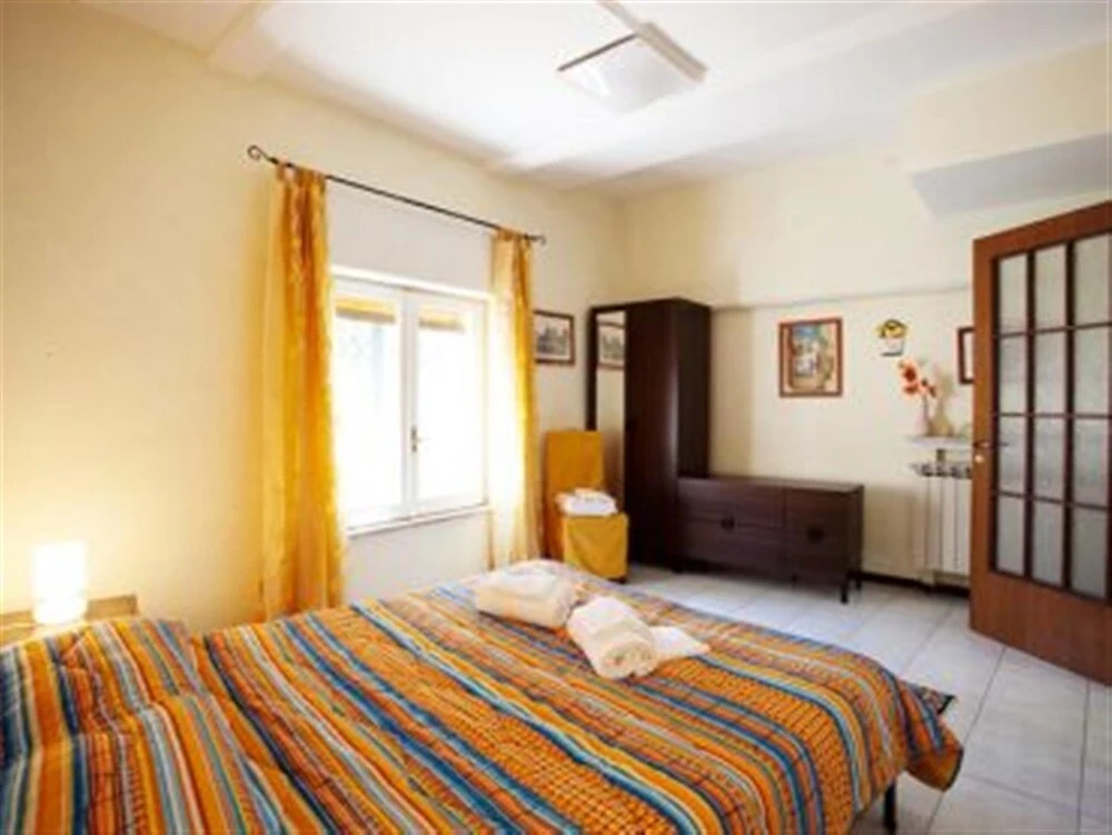 Comfortable Trastevere Apartment, Wifi, Parking