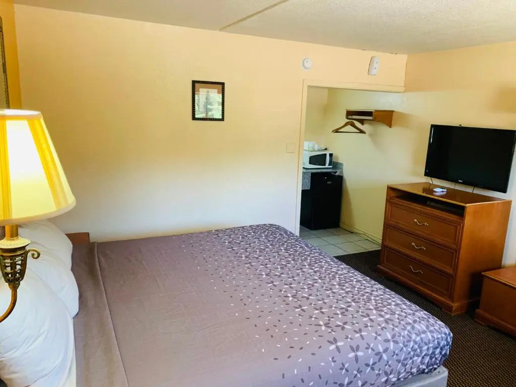 Budget Inn