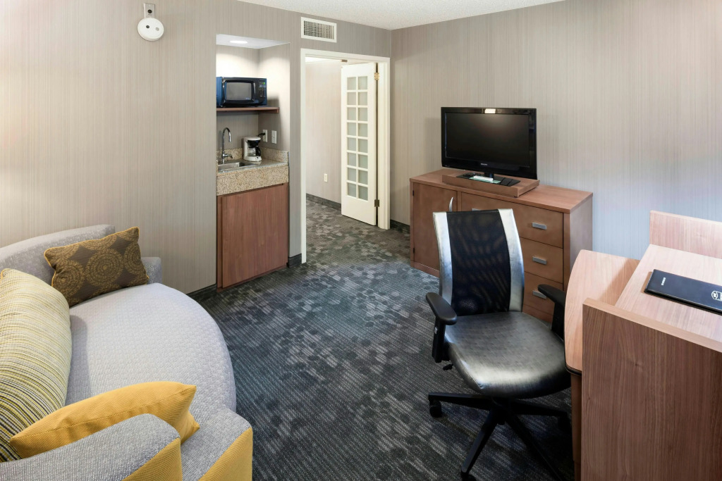 Courtyard by Marriott Cypress Anaheim / Orange County