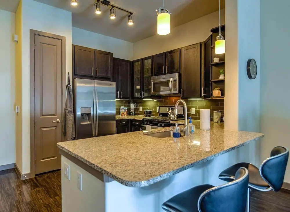 Beautiful Home Near Energy Corridor Pool & Patio