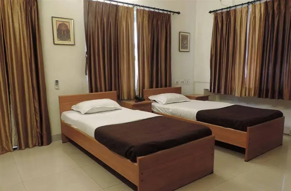 Emerald Residency