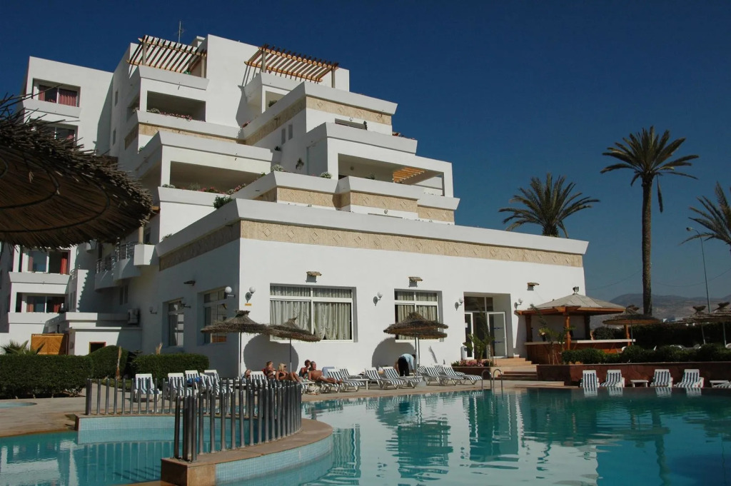 Intouriste Hotel & Suites