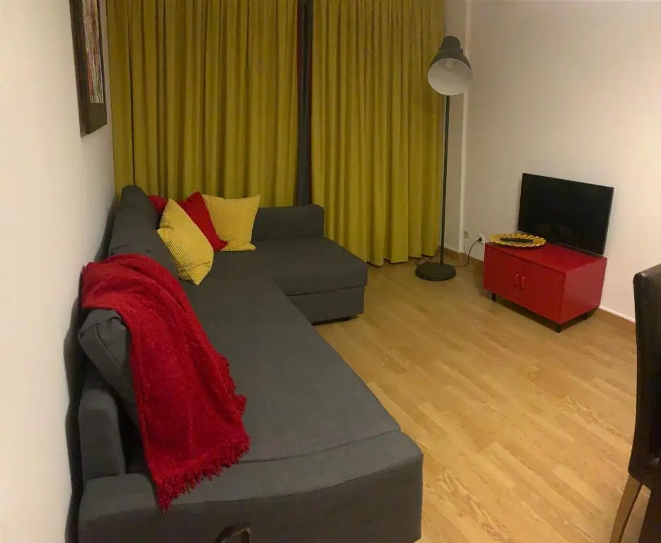 Carcavelos Cozy Lisboa/Cascais/Sintra 5PAX