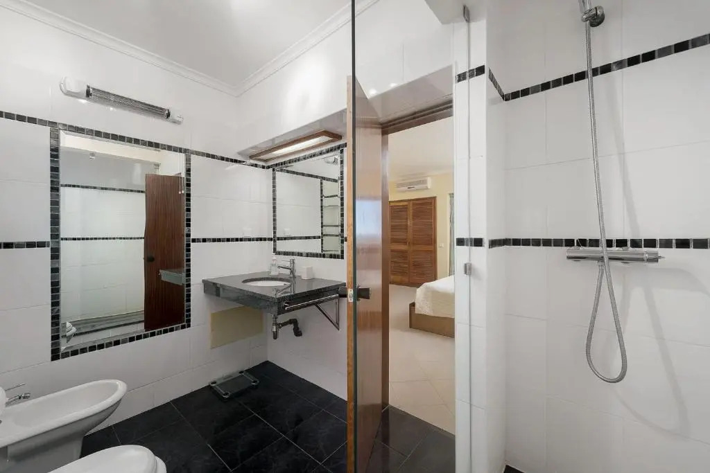 LovelyStay - Bela Vista 3BDR Duplex Penthouse with Pool