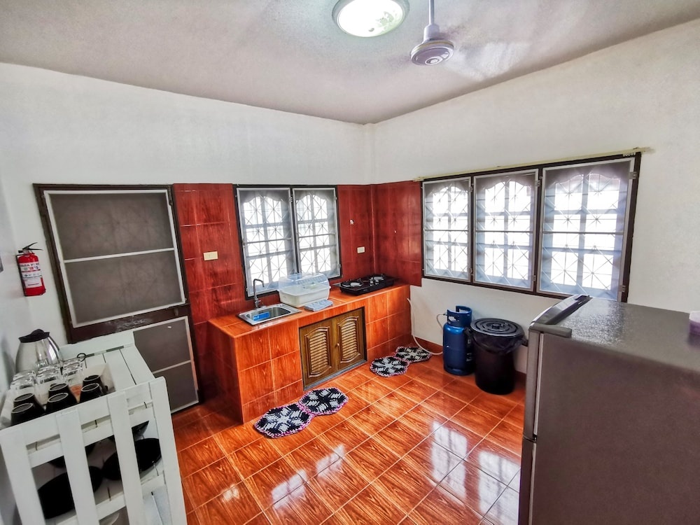 Thai Orange Villas - Private Pool Villas - Modern & Privacy