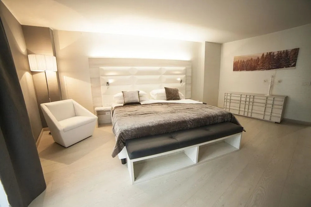 National Park Hotel & Spa