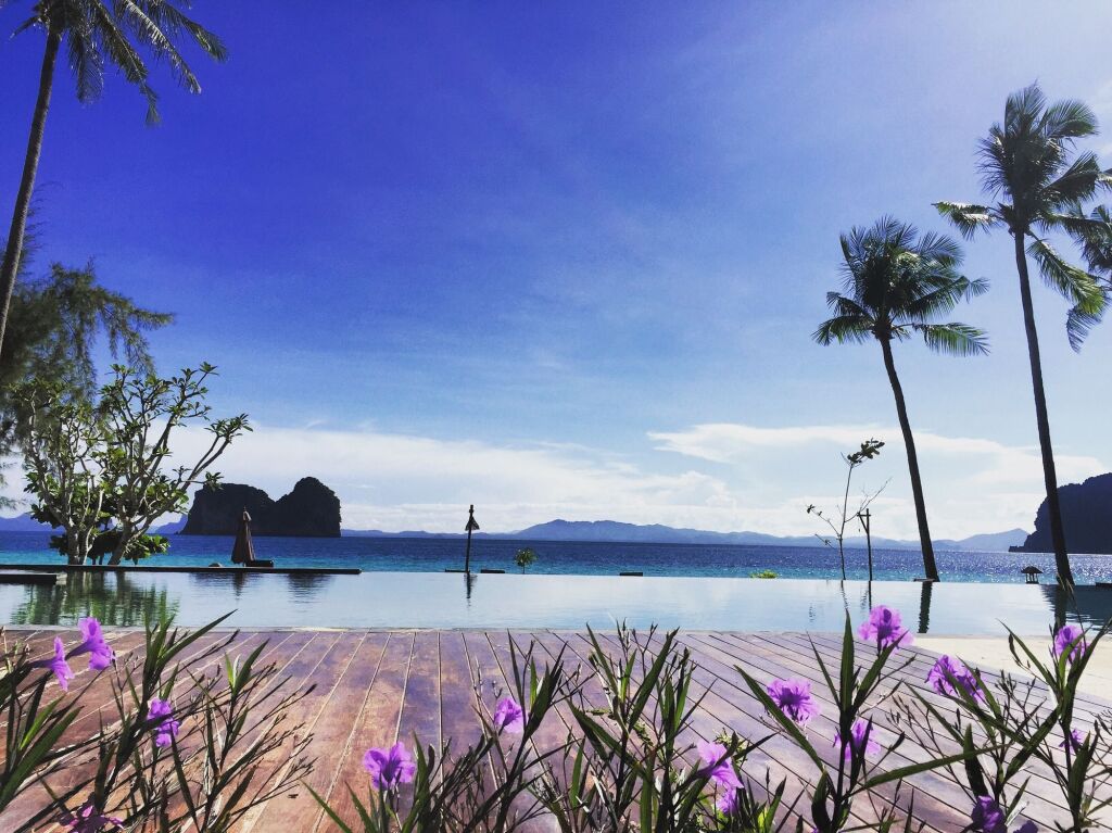 Отель Koh Ngai Thanya Beach Resort