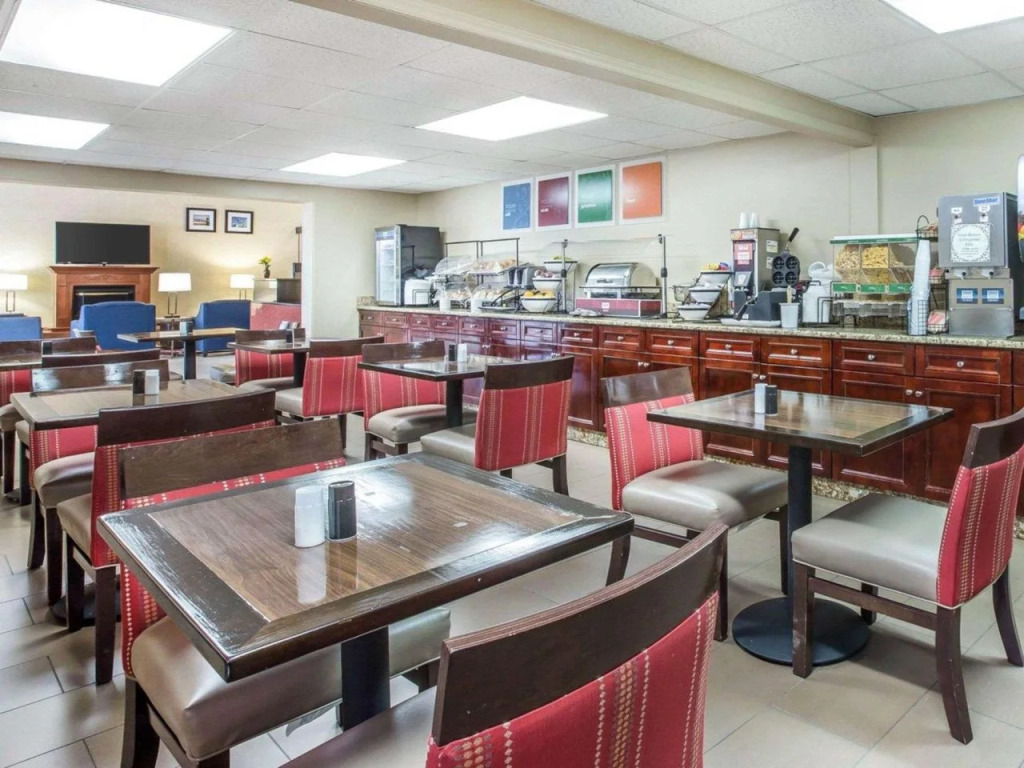 Comfort Inn Matthews / Charlotte