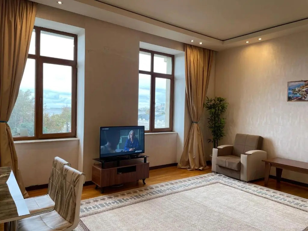 Gloriya Boulevard Apartment