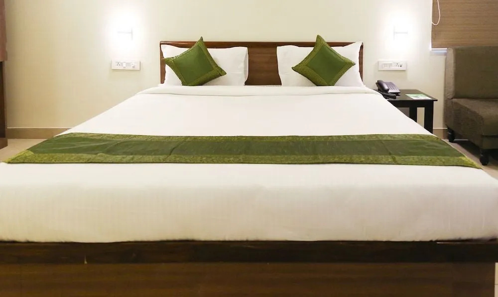 Itsy Hotels N Square