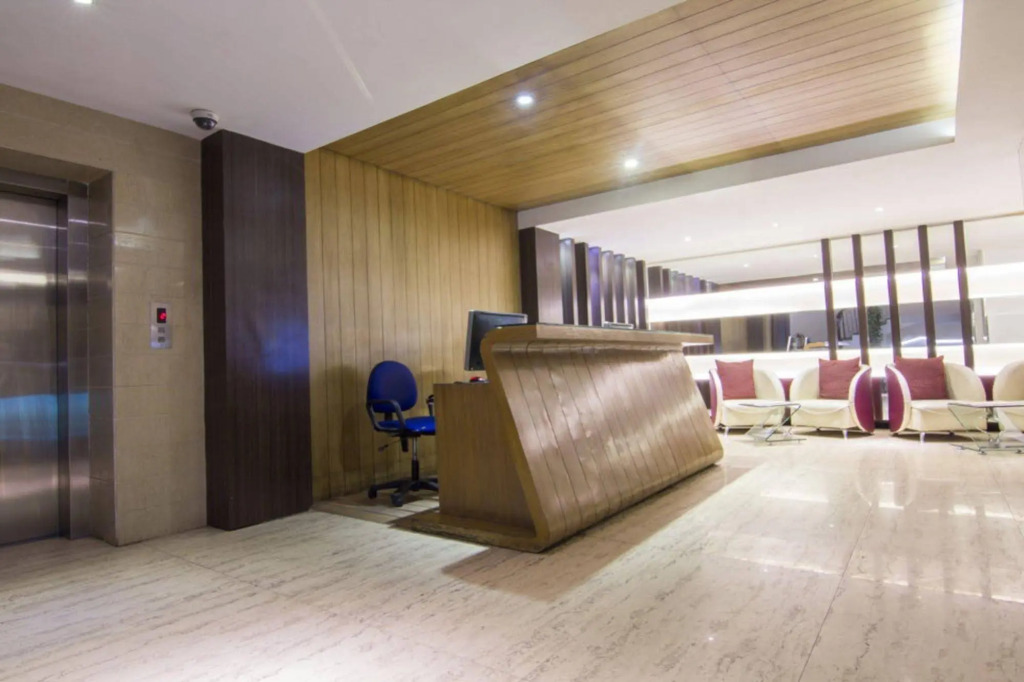 The Roa Hotel