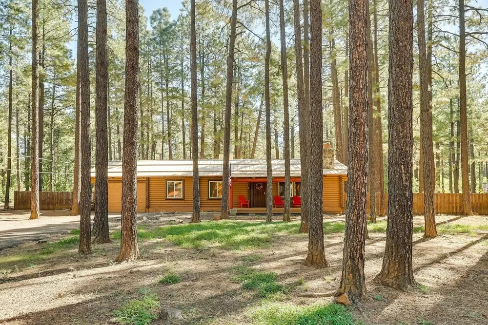 11 Mi to Rainbow Lake: Family Home w/ Large Yard