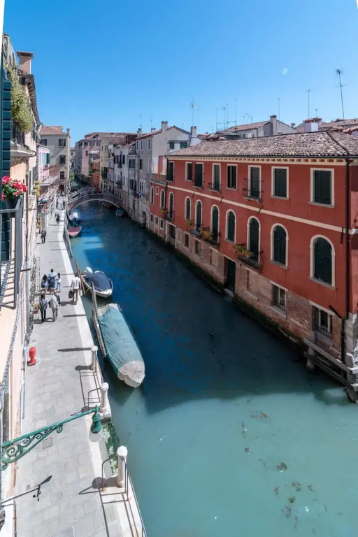 Best Rialto Palace