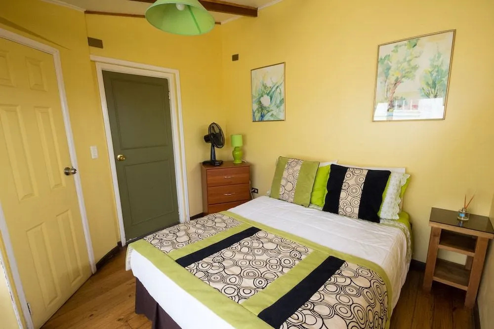 Casa Paseo Atkinson B&B