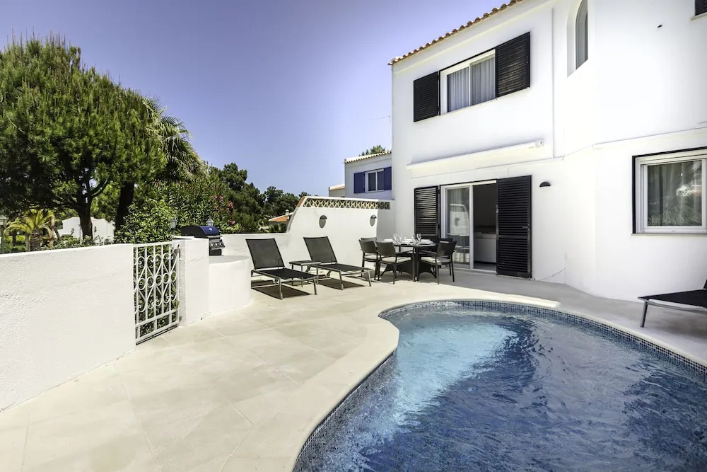 Vale do Lobo Premium Stay