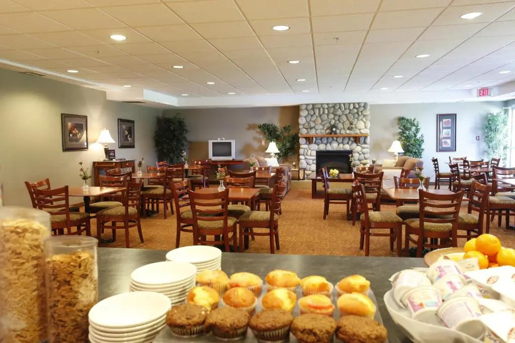Pomeroy Inn and Suites Dawson Creek