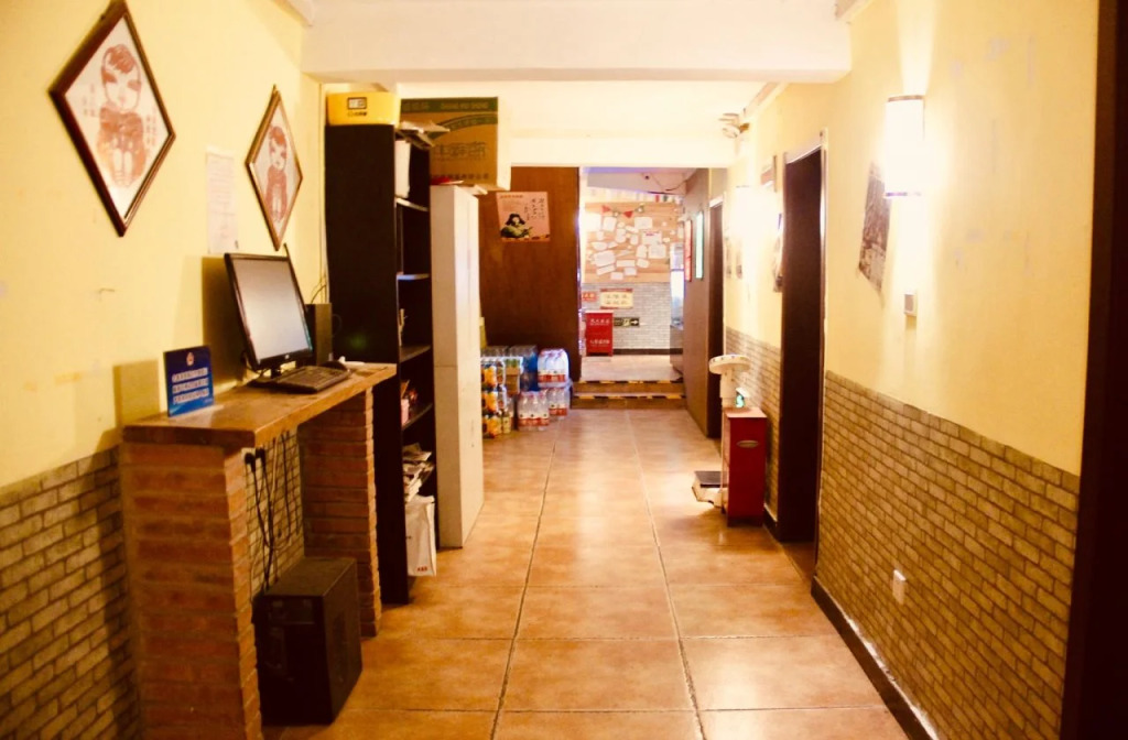 Lucky Family Hostel