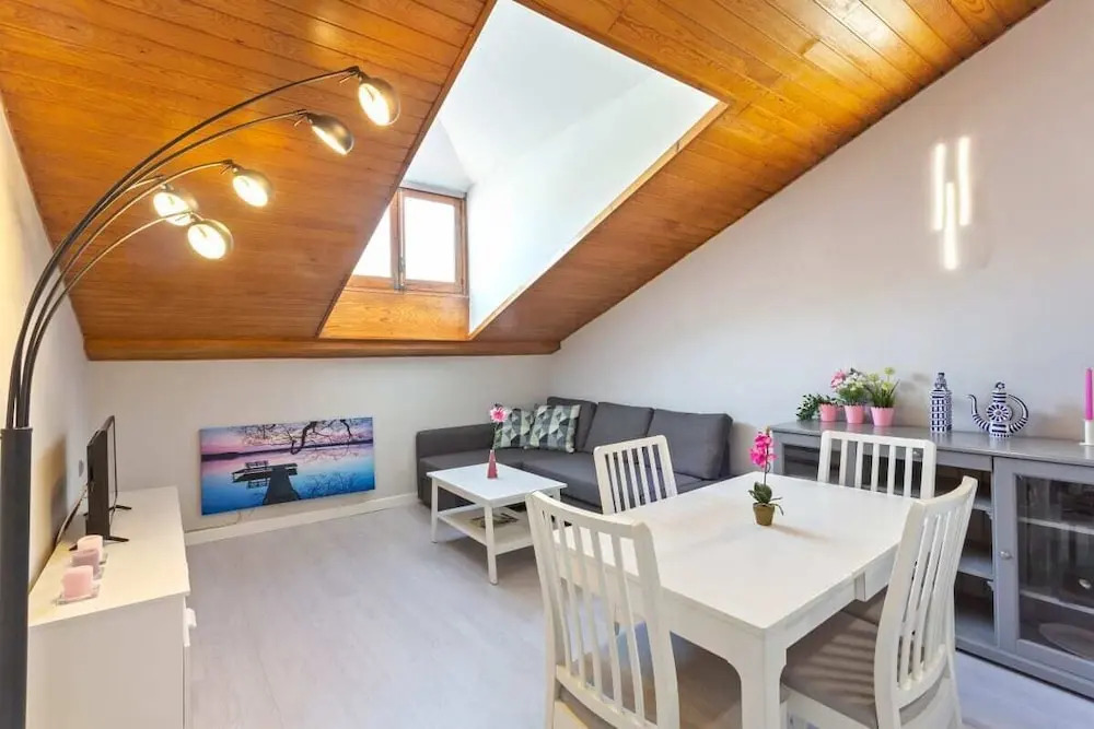 Amazing 1bed Apt, Sleeps 4 Near Sol, 1min to Metro