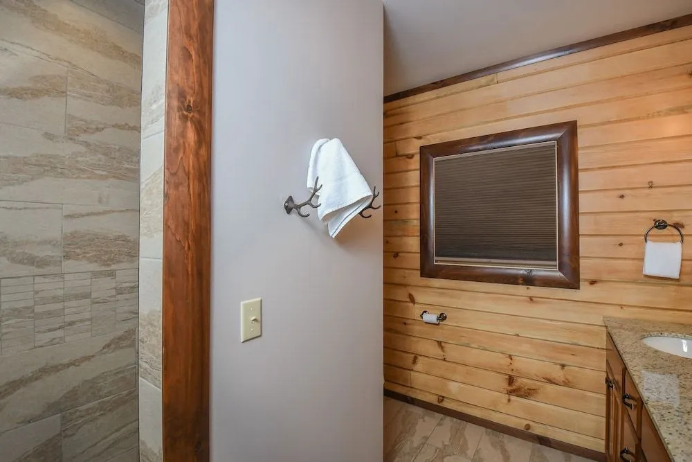 Hemlock Hideaway