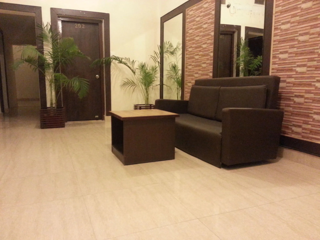 HOTEL VARUNA