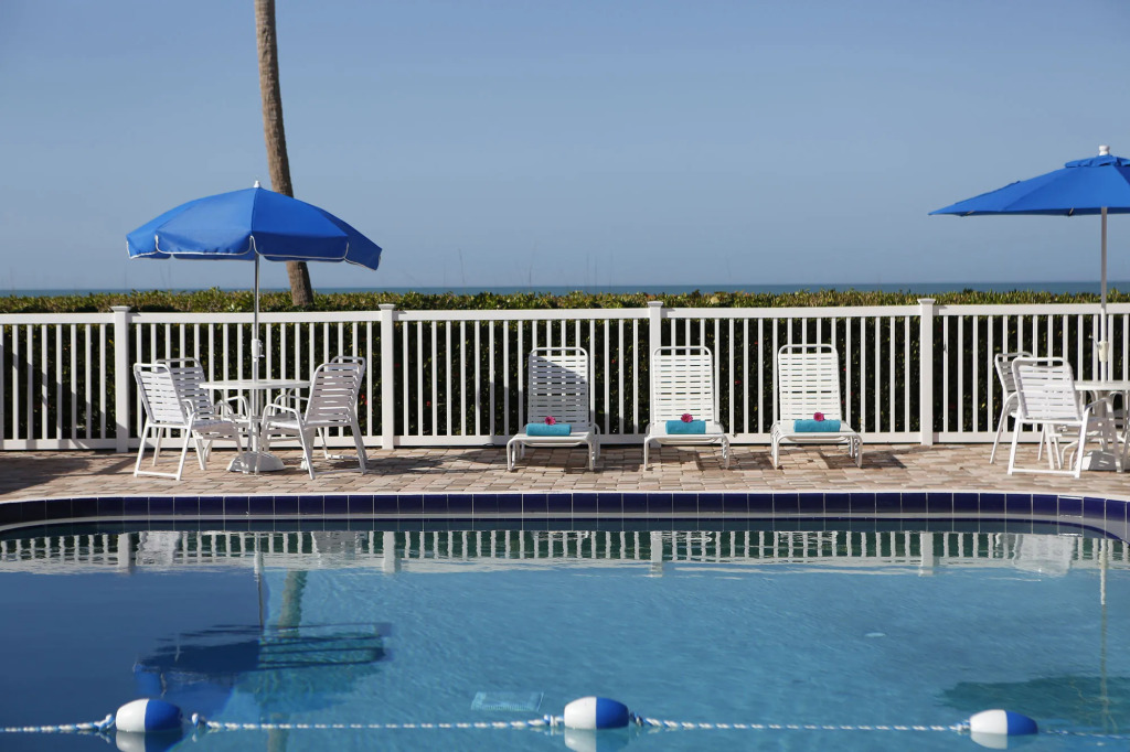 Silver Sands Gulf Beach Resort by RVA