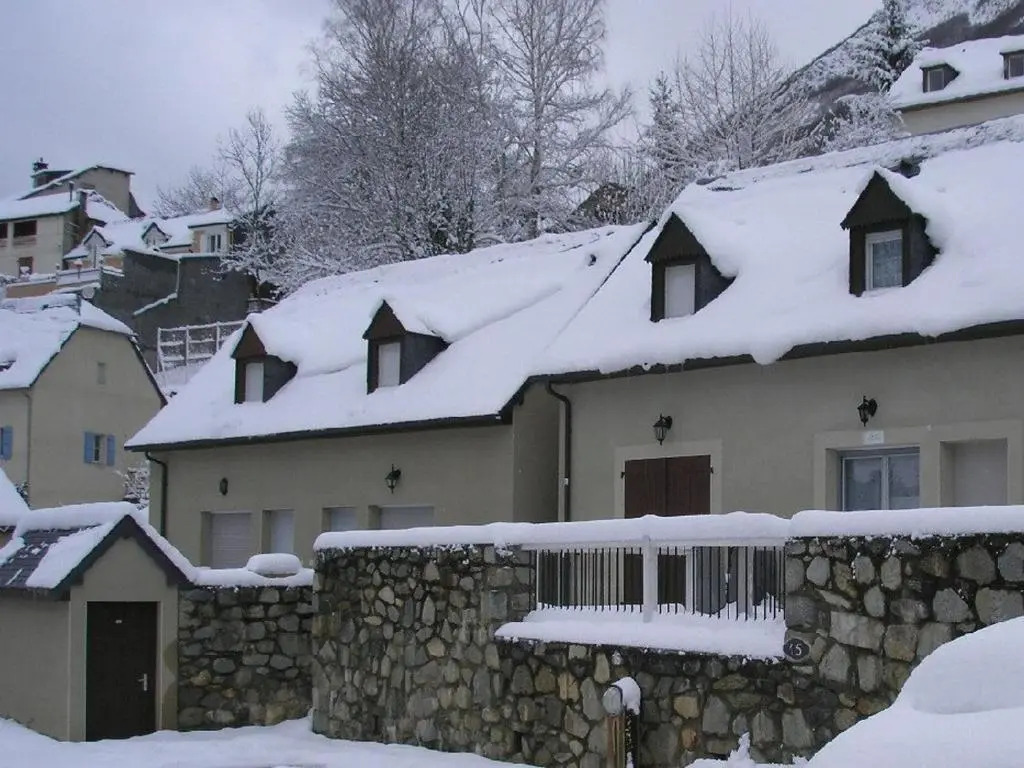 Appartement Esquièze-Sère, 3 pièces, 6 personnes - FR-1-402-93