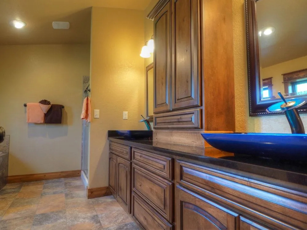 Timber Mountain Retreat - 3 Br Townhouse