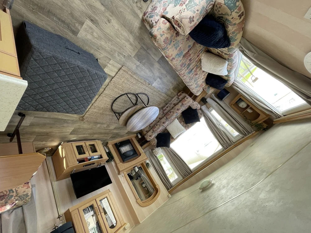 Charming 6 Birth Caravan in Skegness